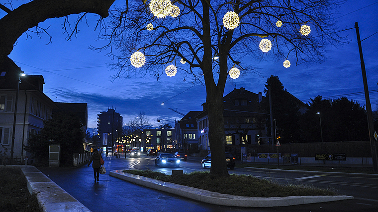 Dezemberstimmung: Diesen Sonntag, am 1. Advent, wird die Reinacher Weihnachtsbeleuchtung eingeschaltet.  Foto: ZVG