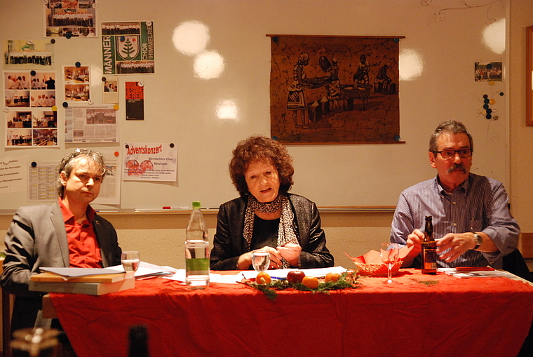 Offenherzig: Philipp Hadorn, Bea Heim und Roberto Zanetti erzählen von der Wintersession in Bern (v.l.). Foto: Melanie Brêchet