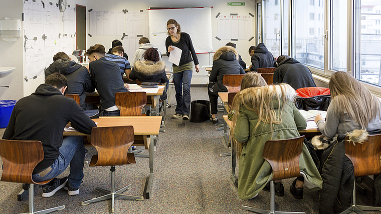 Wie wird in einer guten Volksschule unterrichtet? Der Lehrplan 21 steht im Kanton Solothurn zur Abstimmung.  Symbolbild: Archiv AZ Medien
