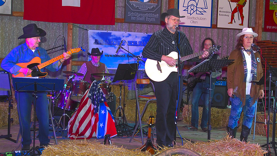 Almost Heaven: Die Countryband sorgte wie schon im vergangenen Jahr für musikalische Unterhaltung.

