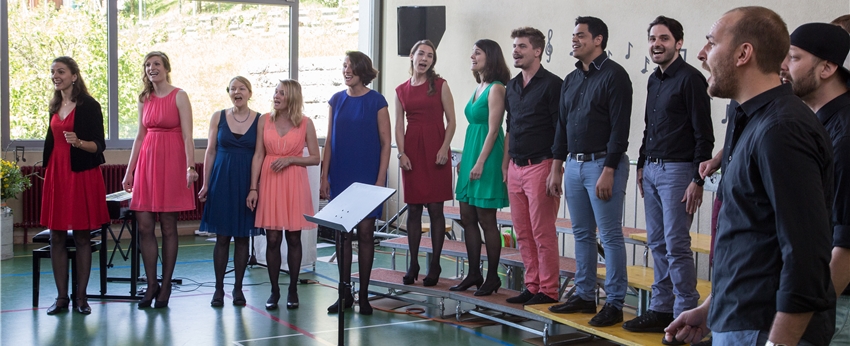 Gastchor aus Zürich: Das HeartKhor Ensemble stellt sich auch dem Wettbewerb, allerdings sichtlich locker und leicht.