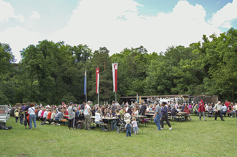 Ein Fest für die ganze Familie: Gemütliches Beisammensein auf der Reinacher Banntagswiese.  Foto: Axel Mannigel