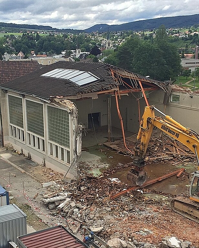 <em>Abbruch: </em>Von der alten Turnhalle ist nicht mehr viel übrig.Foto: zvg
