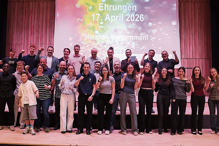 Vielseitig erfolgreich gewesen: die für ihre Leistungen im Jahr 2025 geehrten Arlesheimerinnen und Arlesheimer. Foto: Florin Bürgler