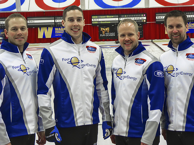 Gewannen zum vierten Mal in Arlesheim: Das kanadische Team mit (v. l.) Geoff Walker, Brett Gallant, Mark Nichols und Brad Gushue (Skip). Foto: Thomas Immoos