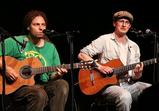 Leise Töne: Musik-Kabarett mit Simon&amp;Jan. Fotos: Gaby Walther