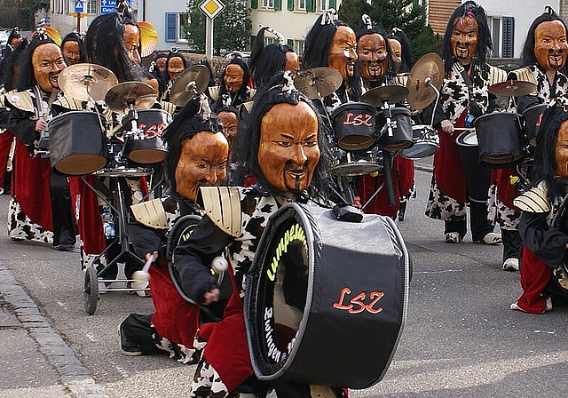 Grimmige Samurais: Lumpensammler Zwingen. 