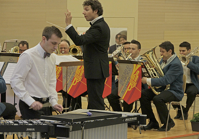 Brass Band Büsserach: Überragende Sieger beim Musikpreis. Hier Solist Sebastian Schmid am Vibraphon.  Fotos: Martin Staub