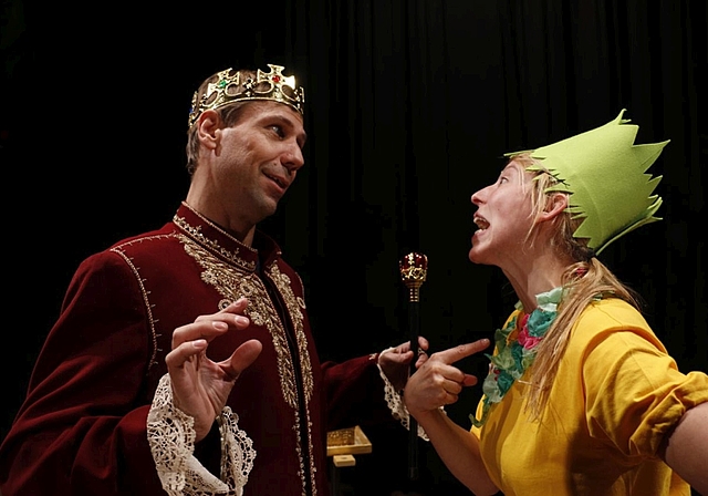 «Ich habe Recht!» Wenn sich König Philippe (Dieter Probst) und Königin Filou (Léonie Wieland) streiten, wirds laut.  Foto: ZVG
