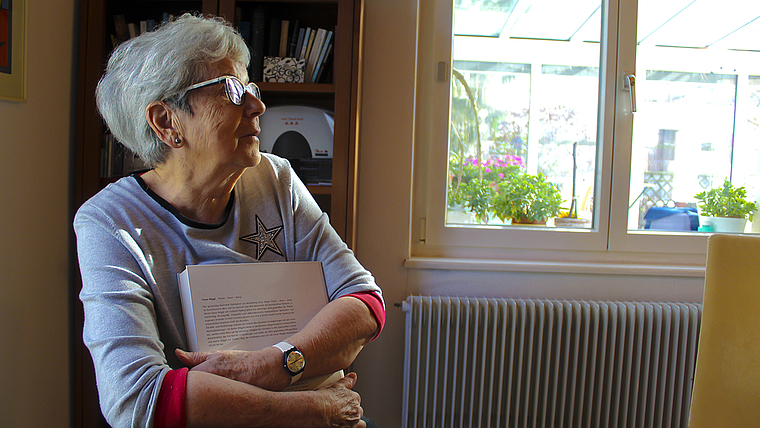 «So ischs halt gsi»: In einer nüchternen und auf das Wesentliche reduzierten Schreibe blickt Verena Fasolin-Wiggli auf ihre Lebensgeschichte zurück. Foto: Reinhard Straumann