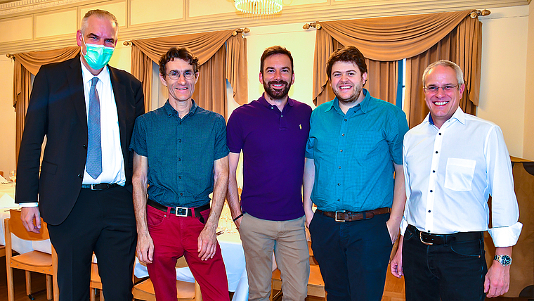 Der Vorstand (v. l.): Stefan Lips, Peter Schmidt, Julien Arzner, Fabrizio Cocco und Marc Rohner. Foto: Bea Asper