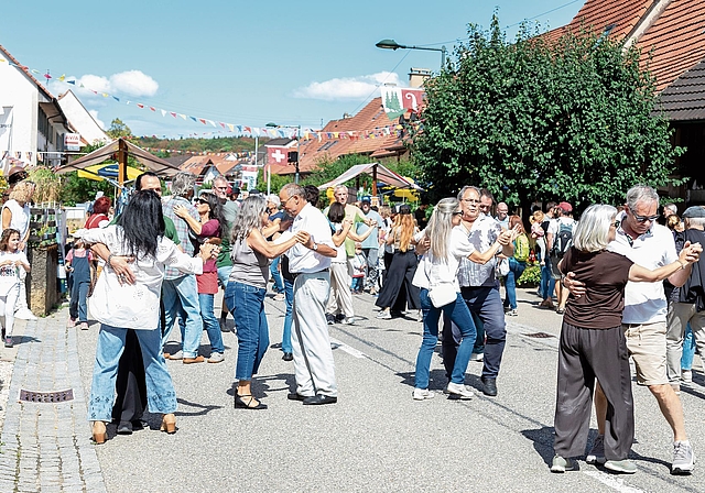 Ein Fest vom Dorf fürs Dorf: Dieses Versprechen hat das OK mit dem Hobelfest eingehalten.  Fotos: Seraina Oppliger