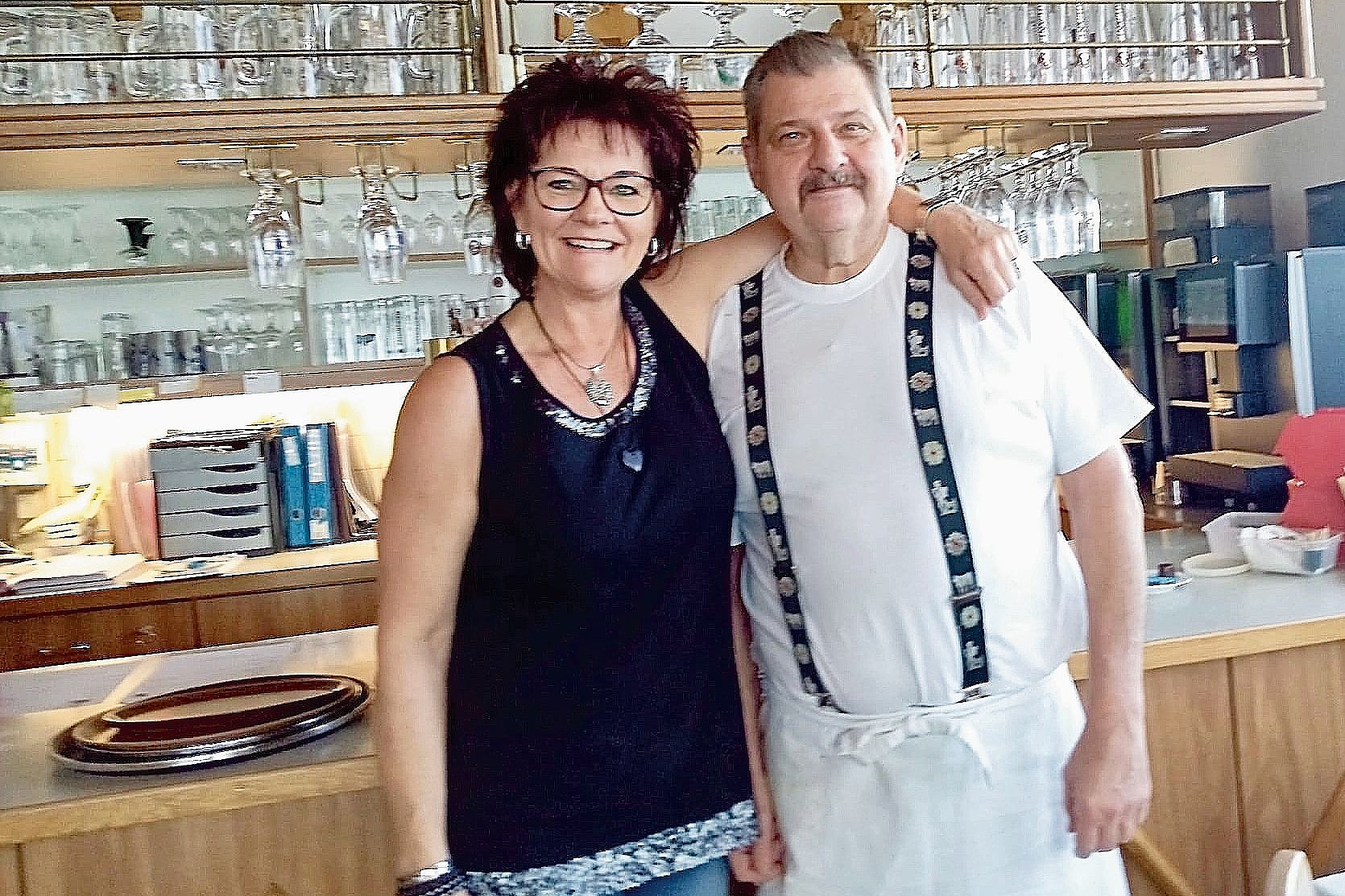 Gastgeber im Gasthof zum Kreuz: Das Geschwisterpaar Sandra und Roland Grolimund.Foto: ANTOINETTE GROLIMUND