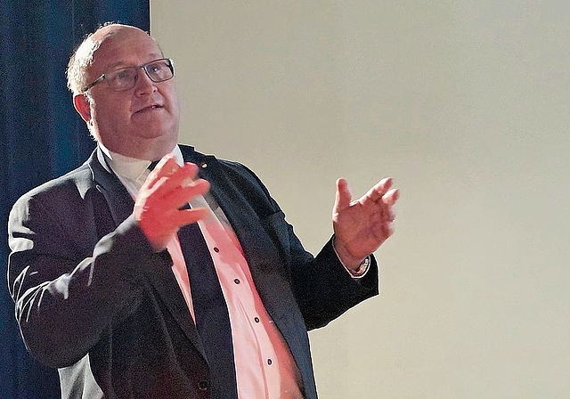 Steuerwettbewerb: Regierungsrat Peter Hodel zeigte auf, wie der Kanton Solothurn seine steuerliche Attraktivität verbessern will. Foto: Melanie Brêchet