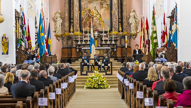Feierlich: Regierungspräsidentin Monica Gschwind sprach ein Grusswort. Foto: Dieter Küng