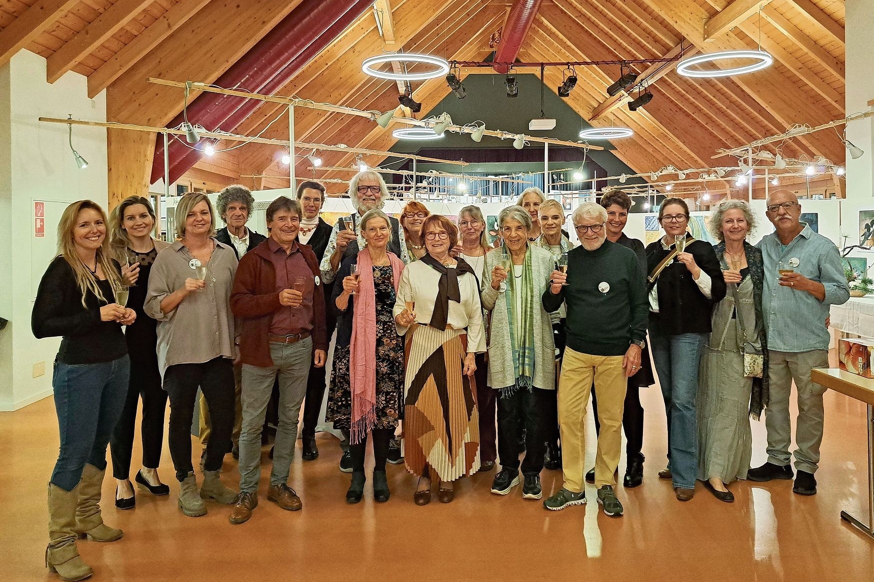 Im Hobelträff: die Künstlerinnen und Künstler. Foto: zvg Im Hobelträff: die Künstlerinnen und Künstler. Foto: zvg