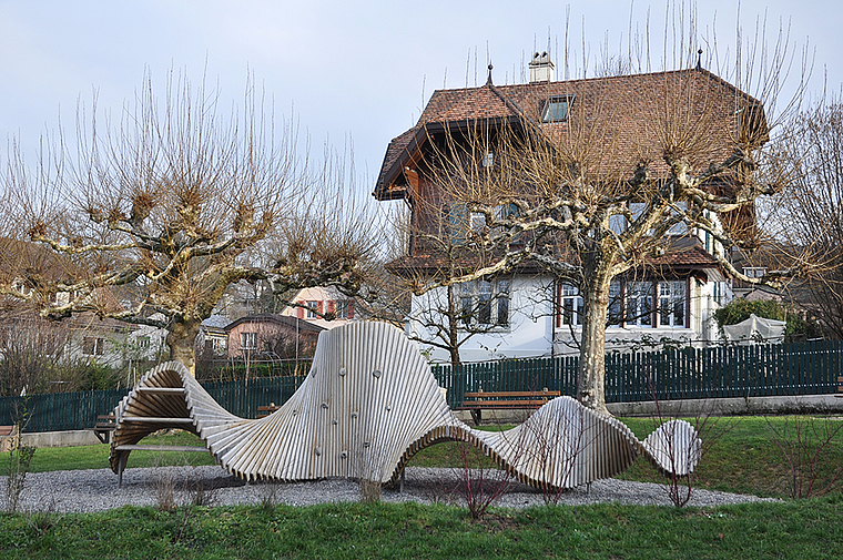 Attraktive Begegnungsplätze: Dornach will sich beispielsweise stärker um die Bedürfnisse der Familien kümmern und dabei vermehrt Begegnungszonen schaffen, wie hier der Spielplatz am Unteren Zielweg. Foto: Isabelle Hitz