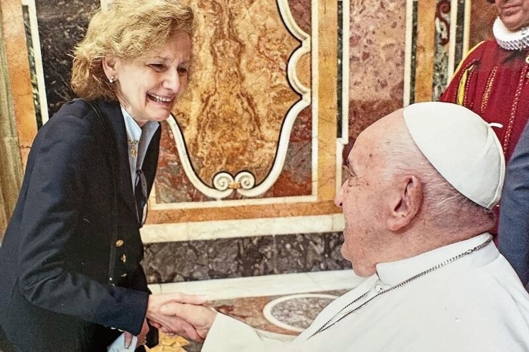 Audienz: Béatrix von Sury reiste 2024 zum zweiten Mal nach Rom, um Papst Franziskus zu treffen. Foto: zvg