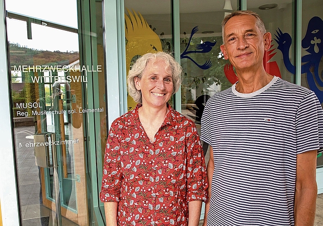 Die neue Schulleiterin: Jasmine Weber löst Toni Ebnöther ab. Während 17 Jahren hatte er diese Funktion inne. Foto: Martin Staub