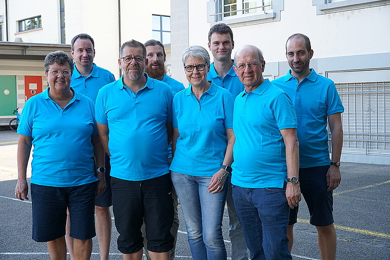 Das OK: (v. l.) Franziska Stürchler, Benjamin Jutzi, Markus Berger, Christoph Janz, Salomé Derrer, Kevin Vögtli, Ludwig Binkert, Basil Schweri. Es fehlt: Matthys Dolder. Foto: Tobias Gfeller