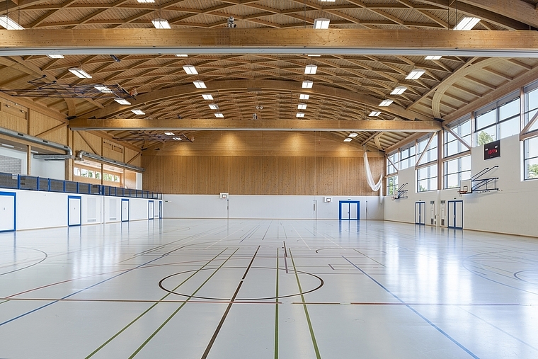 So leer ist sie selten: Die Hagenbuchen wird von den Arlesheimer Sportvereinen äusserst rege genutzt. Foto: ZVG