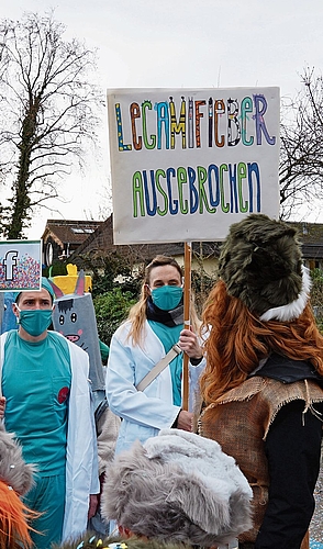 «Legamifieber ausgebrochen»: Die Lehrer verkleideten sich als Ärzte. 