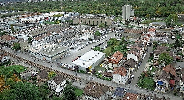 Neues Zuhause für rund 1000 Menschen: «Übertrieben» und «viel zu dicht verbaut», findet das Referendumskomitee. Foto: BZ Archiv