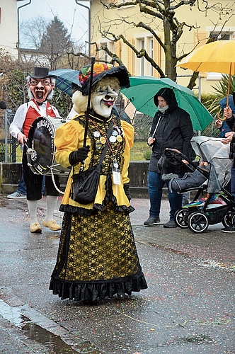 Birspfupfer: Die Aescher Guggenmusik sorgte für musikalische Begleitung. Birspfupfer: Die Aescher Guggenmusik sorgte für musikalische Begleitung.