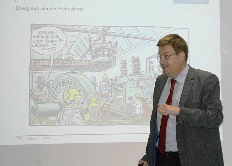 Markus C. Krack zur Energieeffizienz im Maschinenraum: «Wer hat wieder das Licht brennen lassen im Klo?» Foto: Roland Bürki