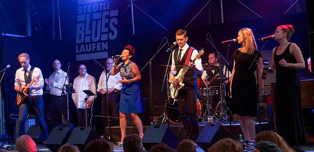 Musikalische «Motoren» aus Norwegen: Stina Stenerud & Her Soul Replacement... Fotos: Martin Staub Musikalische «Motoren» aus Norwegen: Stina Stenerud & Her Soul Replacement... Fotos: Martin Staub