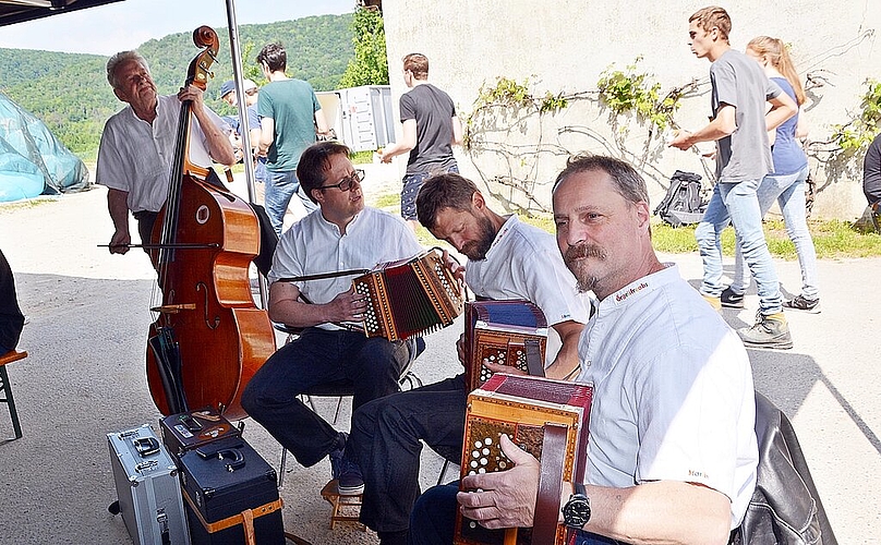 Lüpfige Ländlermusik: Die «Örgeli Freaks» geben Vollgas.