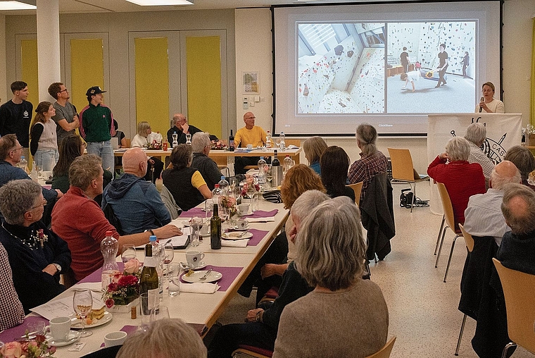 GV des SAC Hohe Winde: An der Versammlung wurde über die Zukunft der Kletterhalle informiert. Foto: ZVG/Michael Konrad