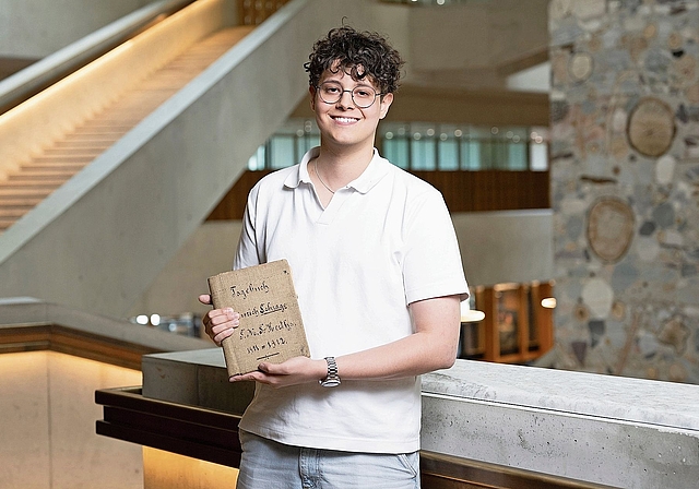 Prämierte Arbeit: Linus Zimmer gewinnt mit seiner Arbeit über einen elsässischen Schiffsjungen eine Goldmedaille bei «Schweizer Jugend forscht». Foto: zvg