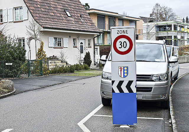 Ruhiger Verkehr und wenig Unfälle: Die Art der Umsetzung stösst auch auf Kritik.  Foto: Martin Merk