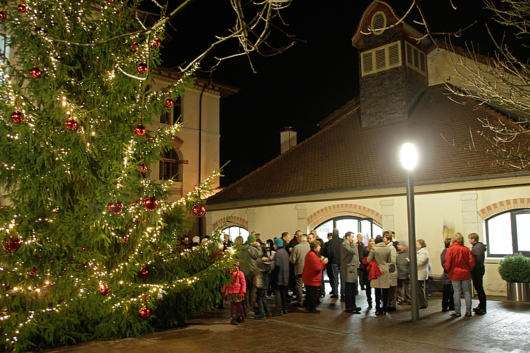 Auf dem Grellinger Dorfplatz: Nachweihnachtliche Stimmung am