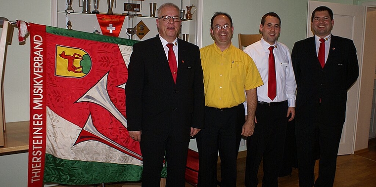  Thiersteiner Musikbegeisterte: Ivo Cueny, Markus Wohlgemuth, Frank Chrétien und Nicolas Bader (v.l). Foto Jürg Jeanloz