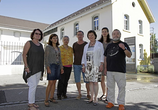 Die Galeriegruppe vor dem frisch