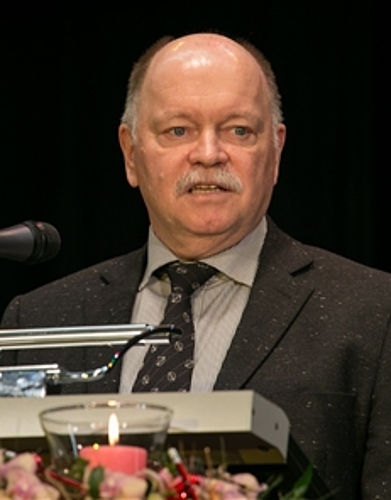 Präsident des Schulrates: Heiner Studer platzierte in seiner Begrüssungsansprache einige Kernbotschaften. Präsident des Schulrates: Heiner Studer platzierte in seiner Begrüssungsansprache einige Kernbotschaften.