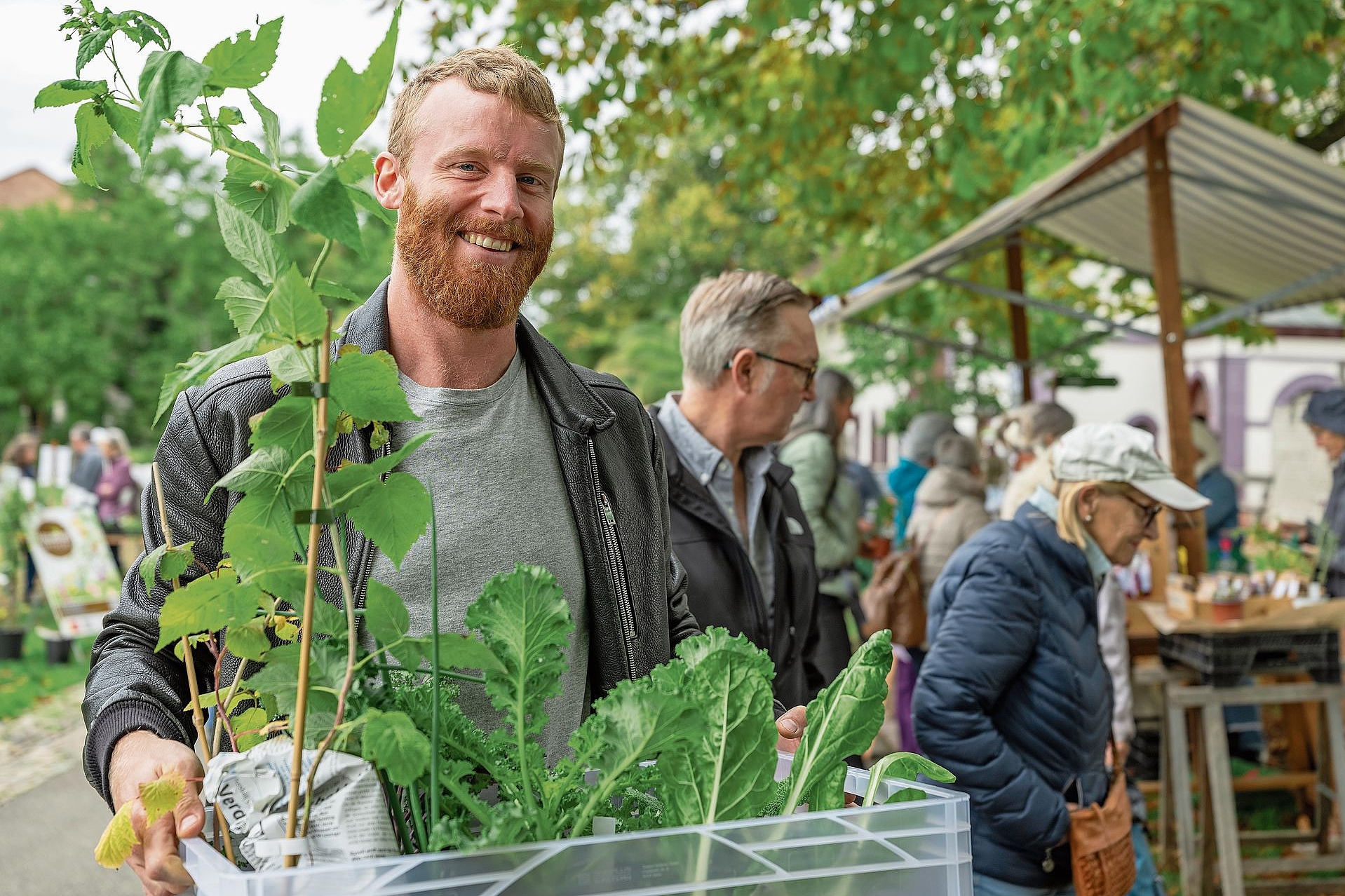 Reiche Ausbeute: Wer jetzt pflanzt, legt den Grundstein für einen biodiversen Gartenim nächsten Jahr. 