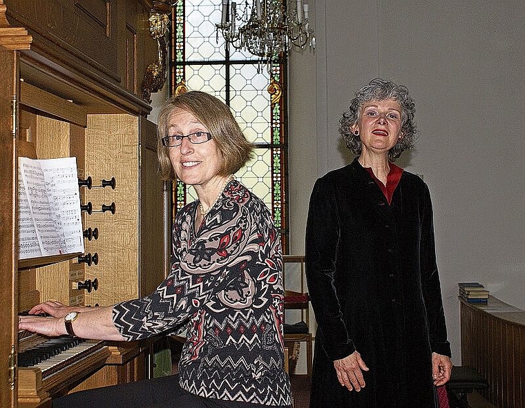Überzeugendes Konzertduo: Organistin Judith Gander-Brem und Sängerin Barbara Schneebeli Cramm. Foto: Jürg Jeanloz