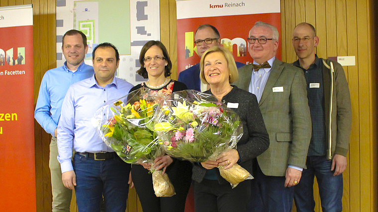 In dieser Besetzung geht der Gewerbeverein ins neue Jahr (v. l.): Martin König, Antonio Franco, Christa Strohm, Robert Stierlin, Gerda Massüger (Präsidentin), Marcus Haegi und Sven Reiniger. Foto: Caspar Reimer