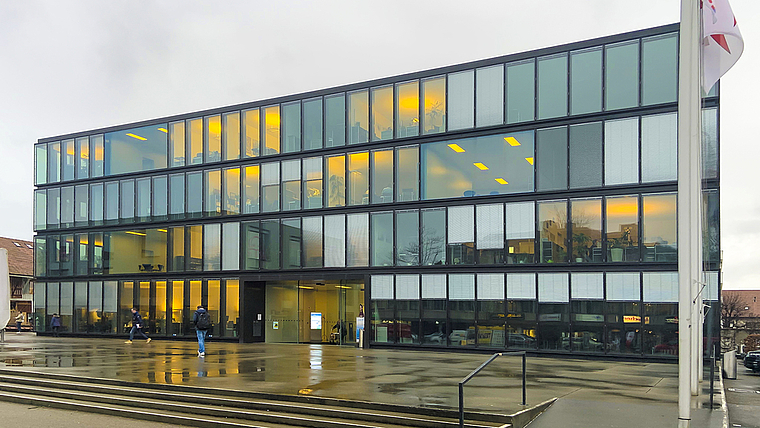 Kampf um die sieben Sitze: SP, CVP und FDP wollen ihre Sitze halten, die SVP unternimmt derweil einen erneuten Versuch, in die Regierung zu gelangen. Foto: Caspar Reimer