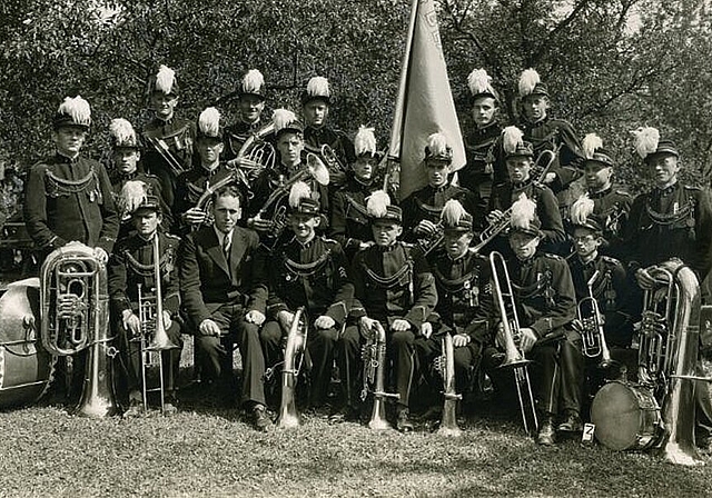 Musikverein Blauen 1927: Erste Uniform aus Münchenstein. Foto: zvg