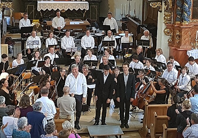 <em>Gemeinsam:</em> Die Stadtmusik und die Stadtharmonie Laufen sorgten mit dem Orchester Laufental-Thierstein für zahlreiche Gänsehautmomente. Foto: Melanie brêchet