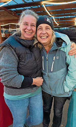Stand «Hääfelimäärt 900»: Melanie Spindler (l.) und Doris Marx freuen sich auf viele Besucherinnen und Besucher.