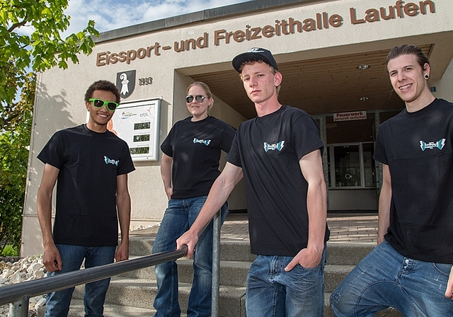 Das Birsrockteam: Cédric Zehr, Corinne Kauer, Eric Schmid und Cédric Fuchs (v.l.). Nicht auf dem Bild ist Pascal Saner. Foto: Martin Staub