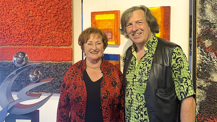 Gemeinsame Inspiration: Ina Kunz und Housi Knecht vereinigen ihre Werke in einer sinnlichen Ausstellung. Foto: Caspar Reimer