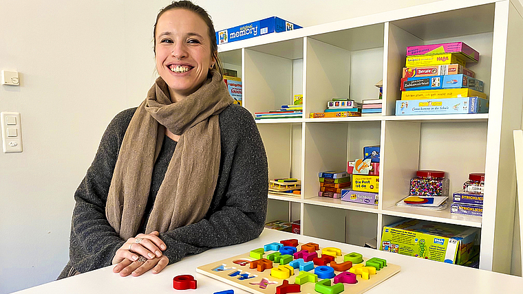 Professionelle Betreuung: Sarah Schiess leitet den «Chinderpunkt», der Betreuungsplätze für Kinder von zweieinhalb bis 12 Jahren bietet.  Foto: Raphael Schoene