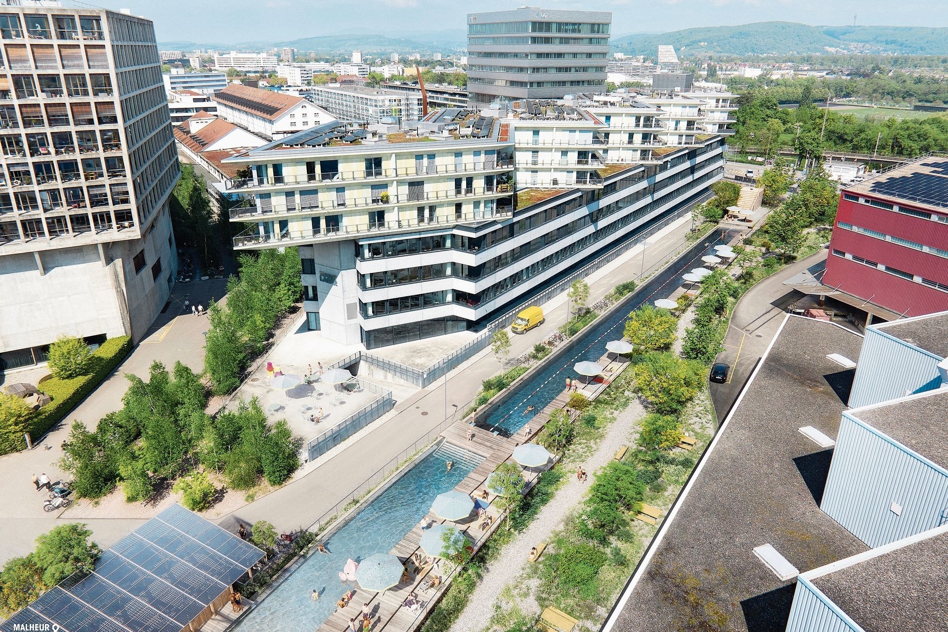 Umnutzung: Auf dem Dreispitz soll anstelle des heutigen Gleisbogens ein Schwimmbecken entstehen.