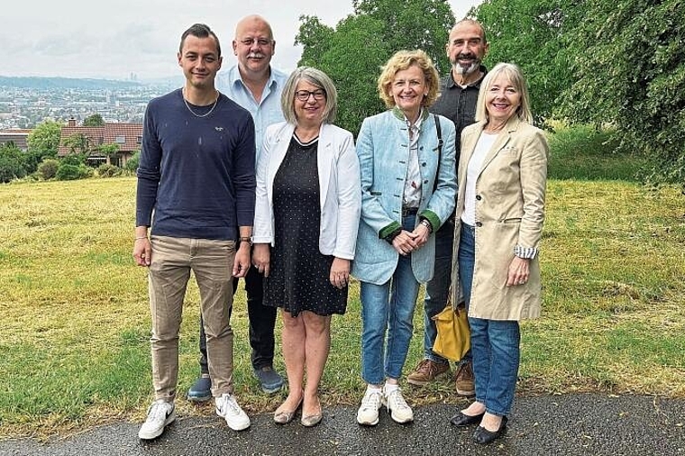Wollen die Politik in ein besseres Licht rücken:(v.l.) Jan Kirchmayr, Rolf Blatter, Jacqueline Bader Rüedi, Beatrix von Sury, Marco Agostini und Christina Wicker-Hägeli. Foto: Caspar Reimer
